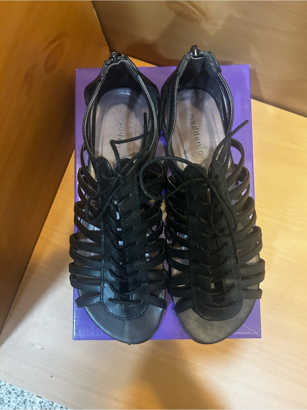 Madden Girl Immagge Black Lace Up Gladiator Sandals Size 8.5